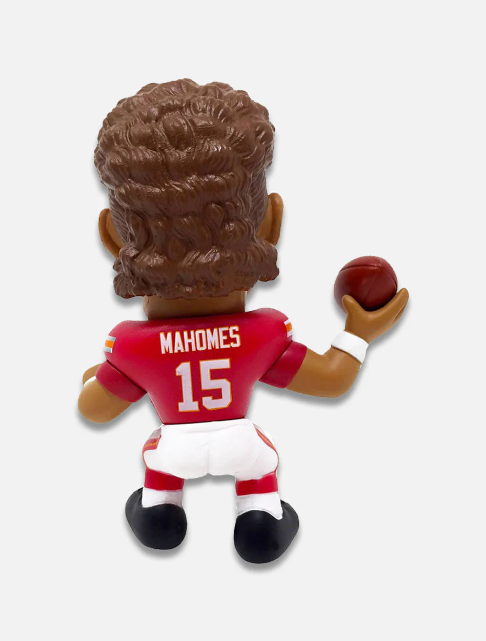 Kansas City Chiefs Patrick Mahomes "Big Shot Ballers" Action Figure - Image 2