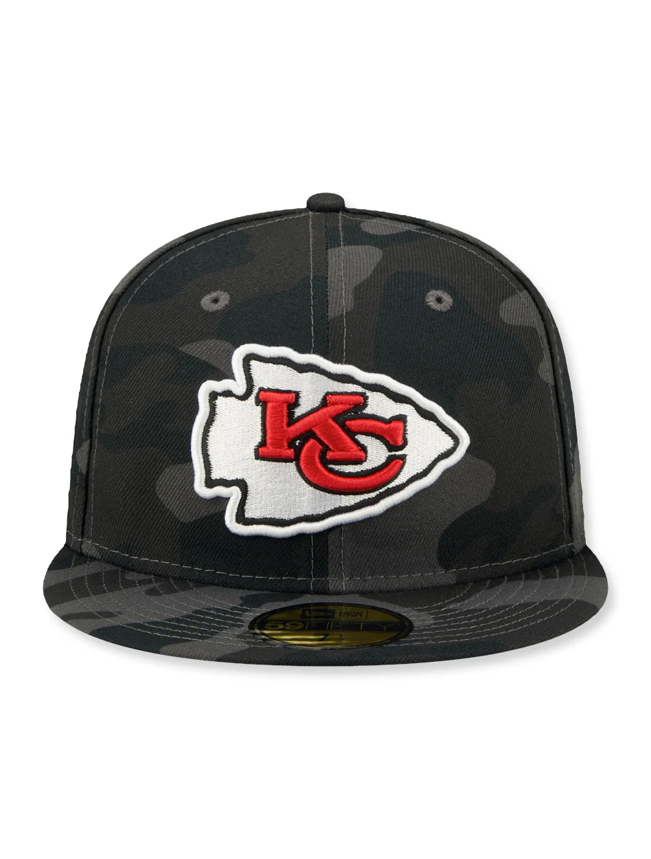 New Era KC Chiefs Tonal Camo 5950 Flatbill Fitted Cap - Image 3
