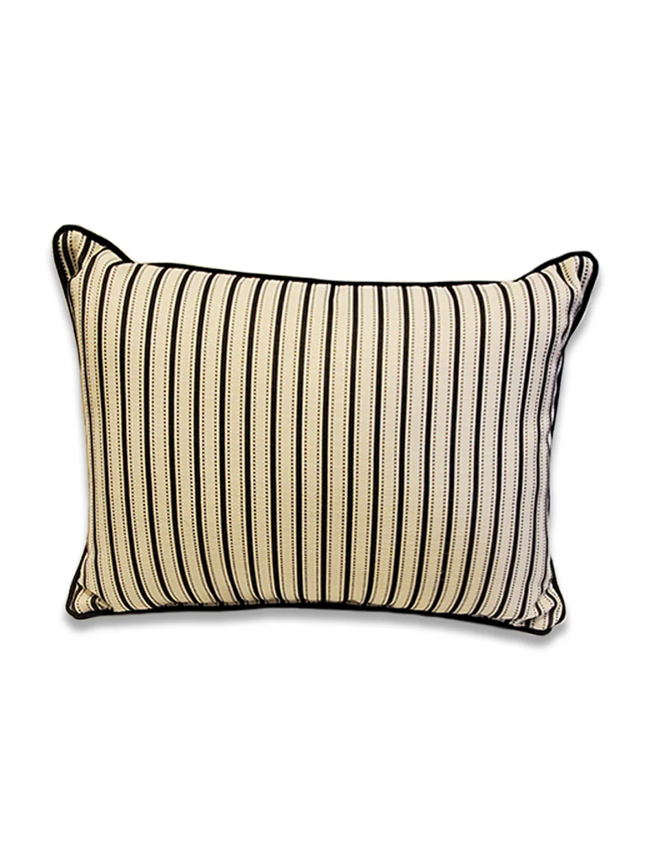 Texas Tech University 18"x14" Rectangle Pillow w/ Black Piping - Image 2